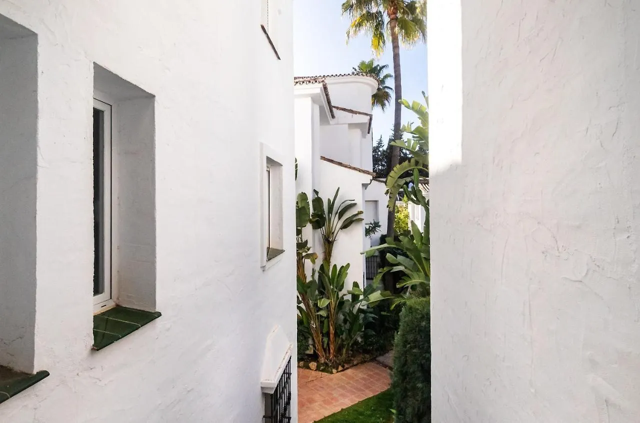 Apartment Los Naranjos Marbella